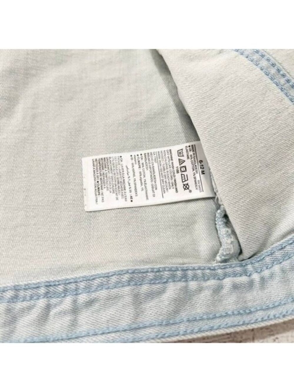 Old Navy Baby Light Wash Denim Jacket Button Front Closure 6-12 Months - Picture 3 of 4
